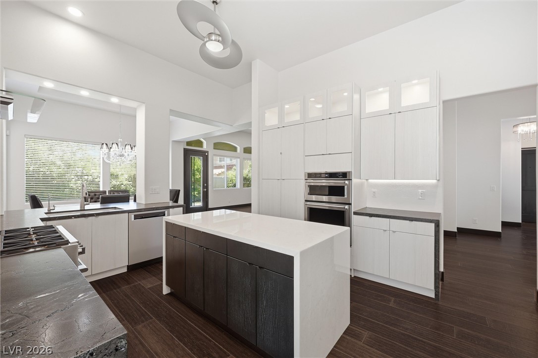 2204 Scarlet Rose Drive Las Vegas NV 89134