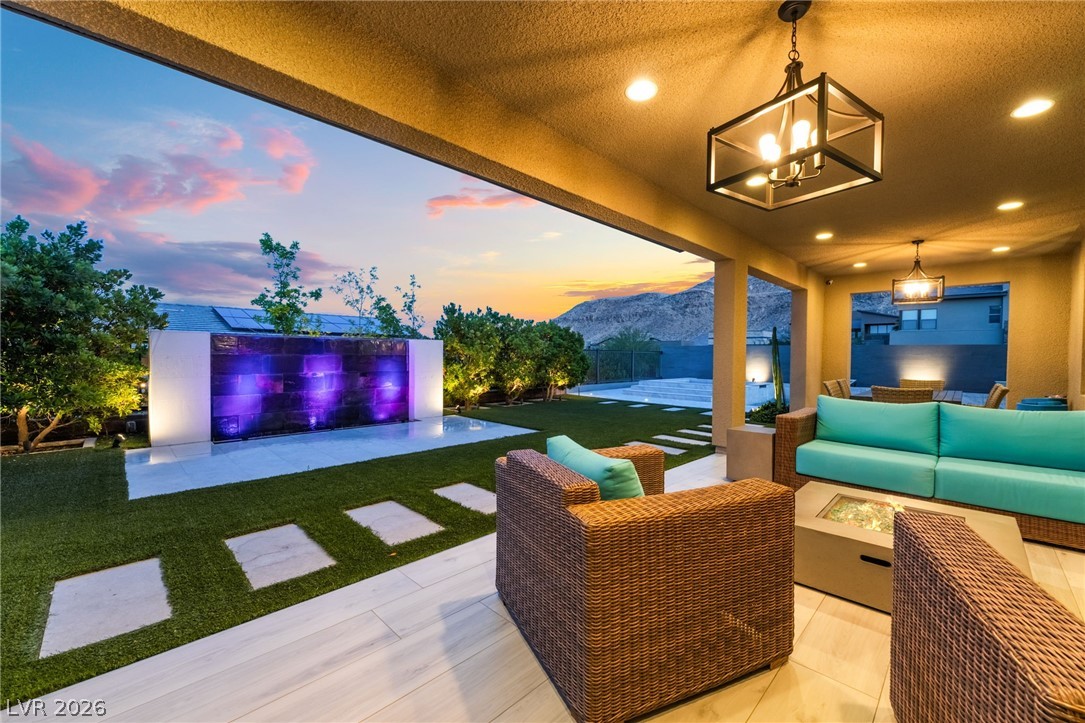 6812 Double Star Street Las Vegas NV 89135