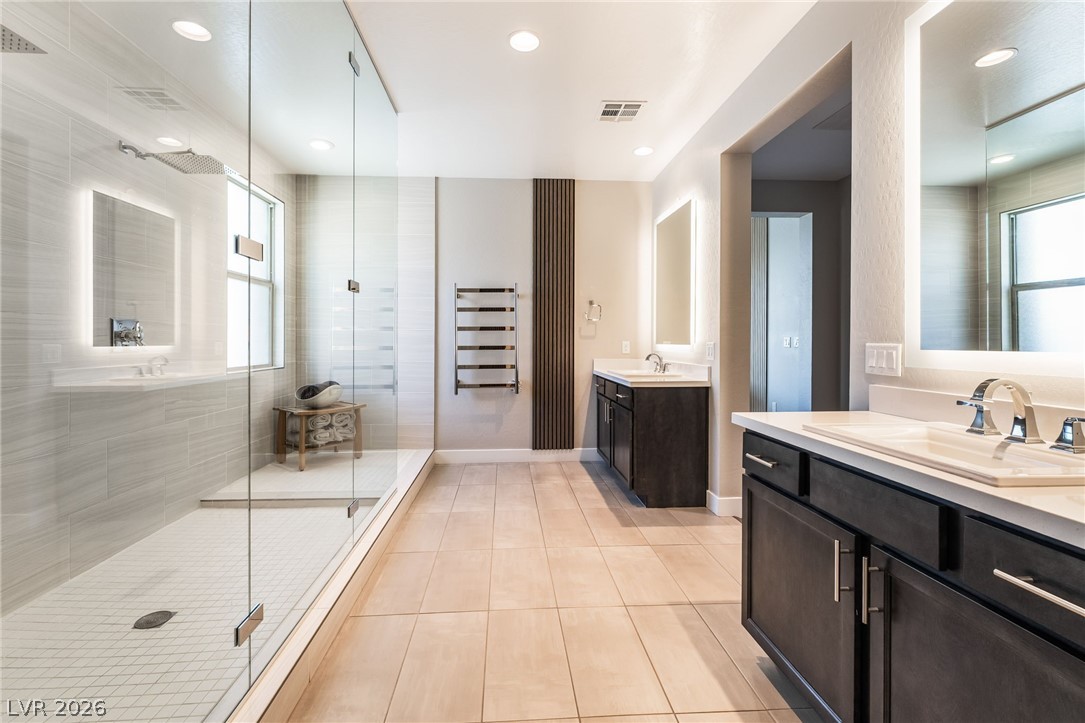 6812 Double Star Street Las Vegas NV 89135