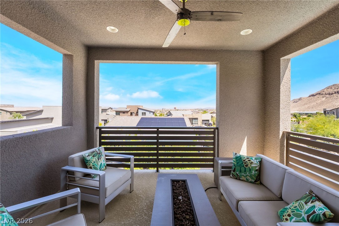 6812 Double Star Street Las Vegas NV 89135