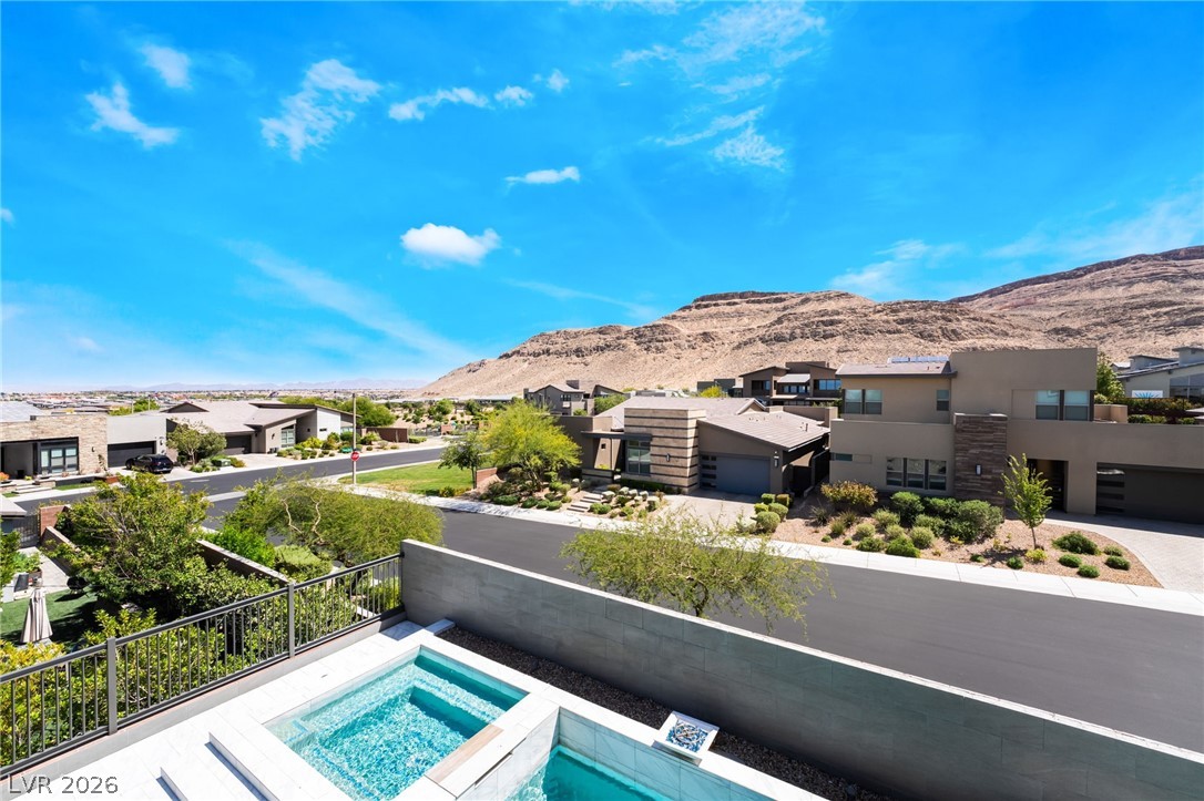 6812 Double Star Street Las Vegas NV 89135