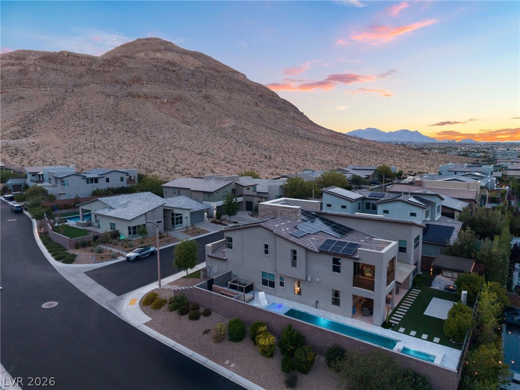 6812 Double Star Street Las Vegas NV 89135
