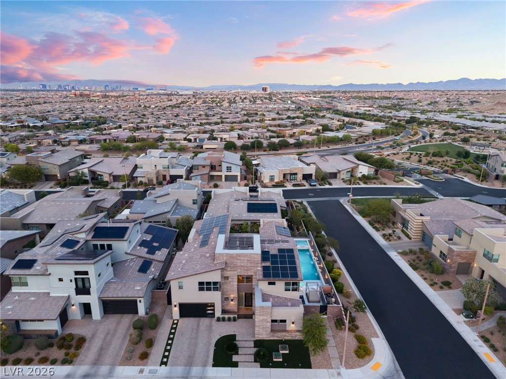 6812 Double Star Street Las Vegas NV 89135