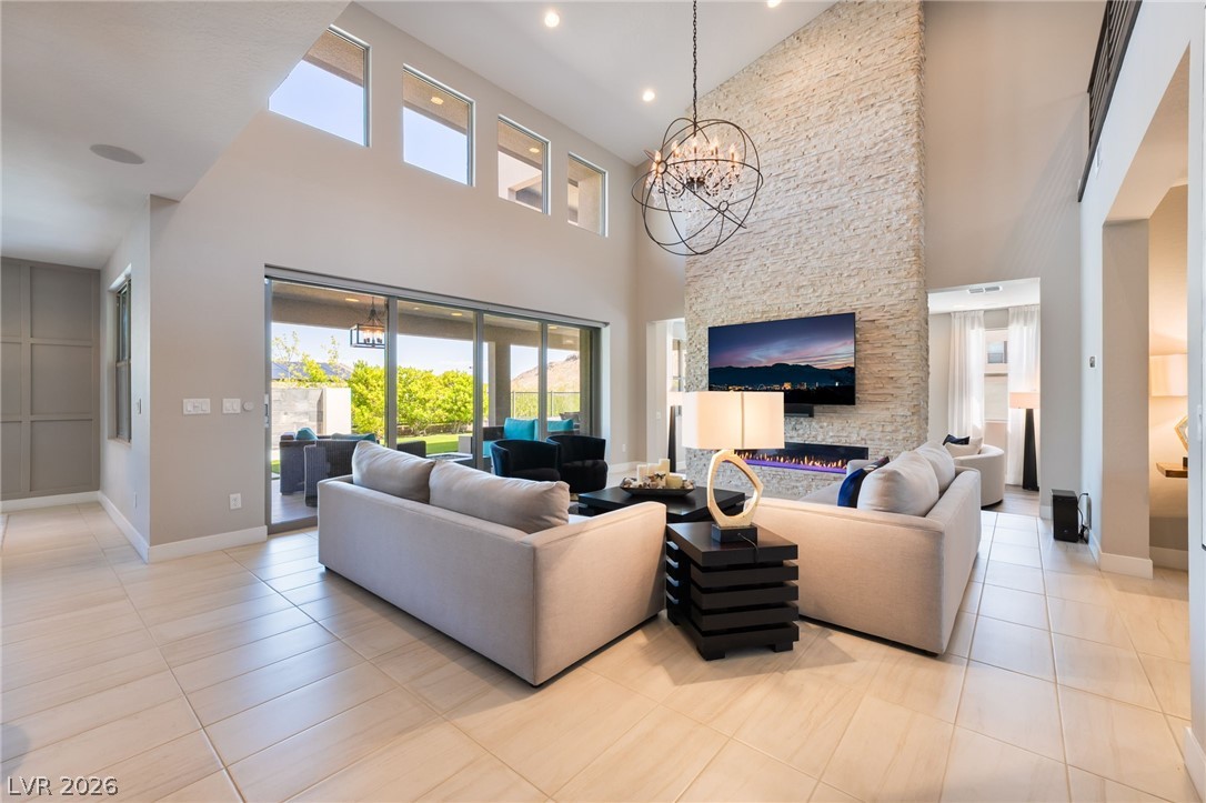 6812 Double Star Street Las Vegas NV 89135