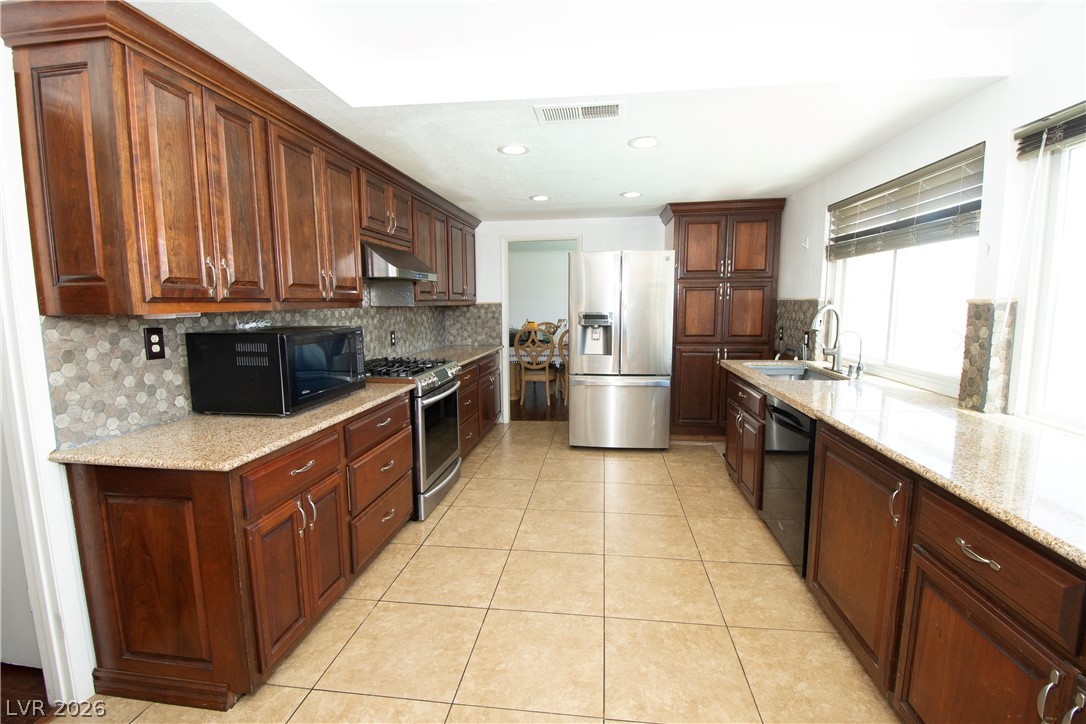 6785 Groveview Lane Las Vegas NV 89103