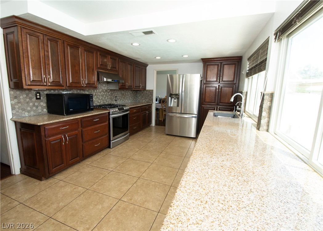 6785 Groveview Lane Las Vegas NV 89103