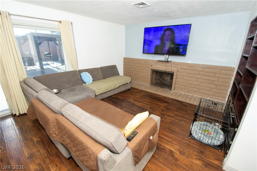 6785 Groveview Lane Las Vegas NV 89103