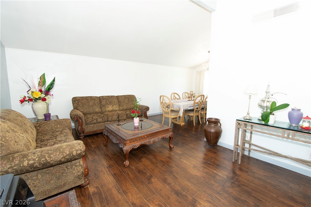 6785 Groveview Lane Las Vegas NV 89103