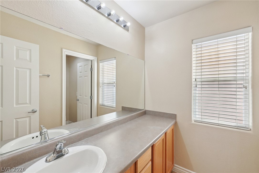 8723 Evan Lilas Street Las Vegas NV 89148