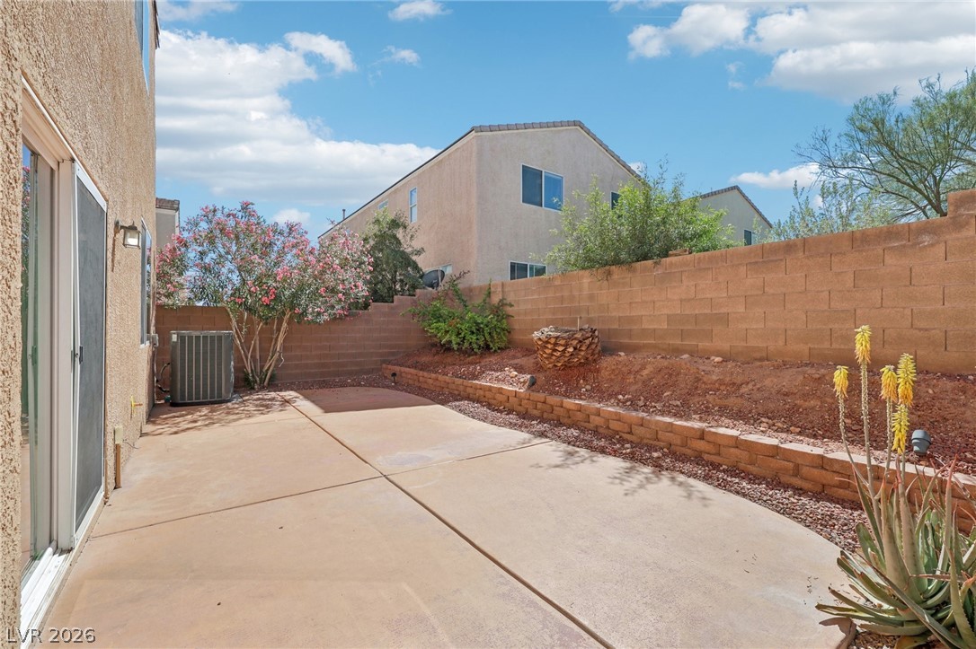 8723 Evan Lilas Street Las Vegas NV 89148
