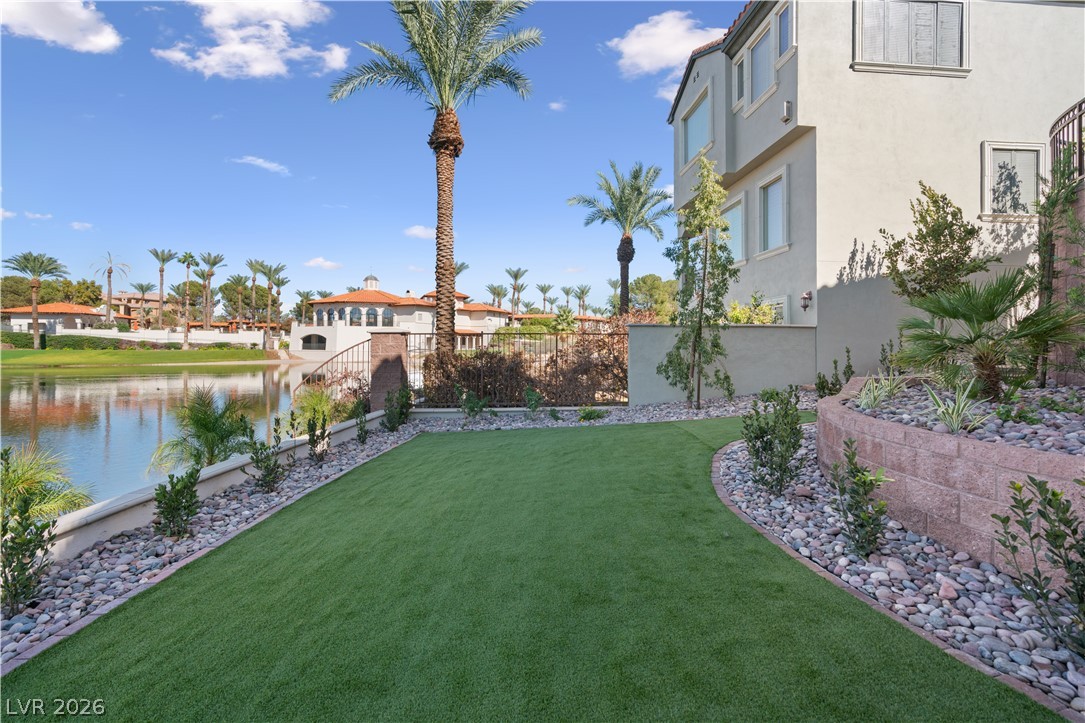 19 Via Del Garda Henderson NV 89011