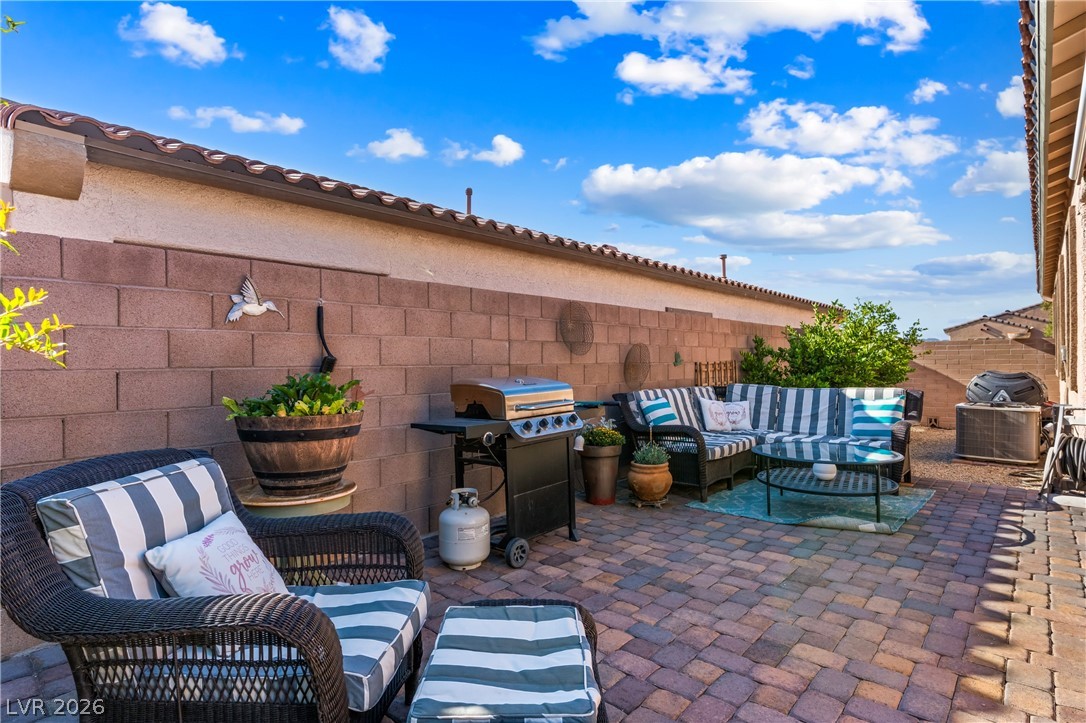 517 Sterling Falls Avenue Henderson NV 89011
