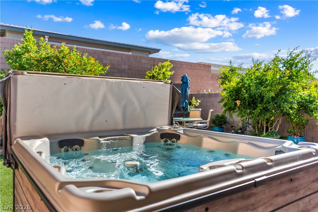 517 Sterling Falls Avenue Henderson NV 89011