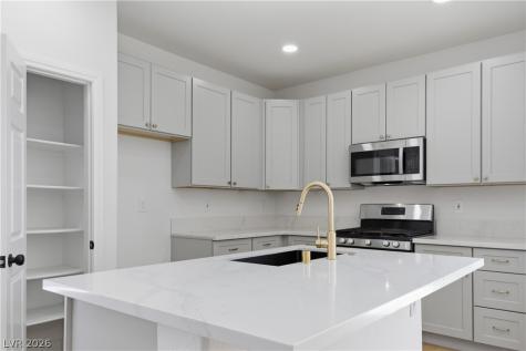 3596 Hammock Street Las Vegas NV 89147