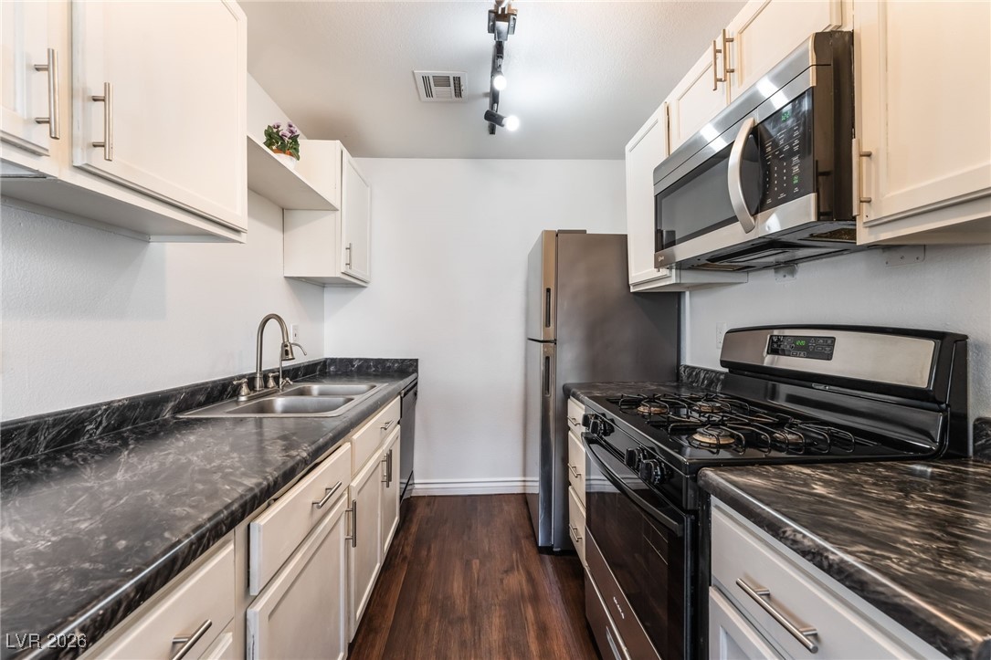 5330 East Charleston Boulevard 44 Las Vegas NV 89142