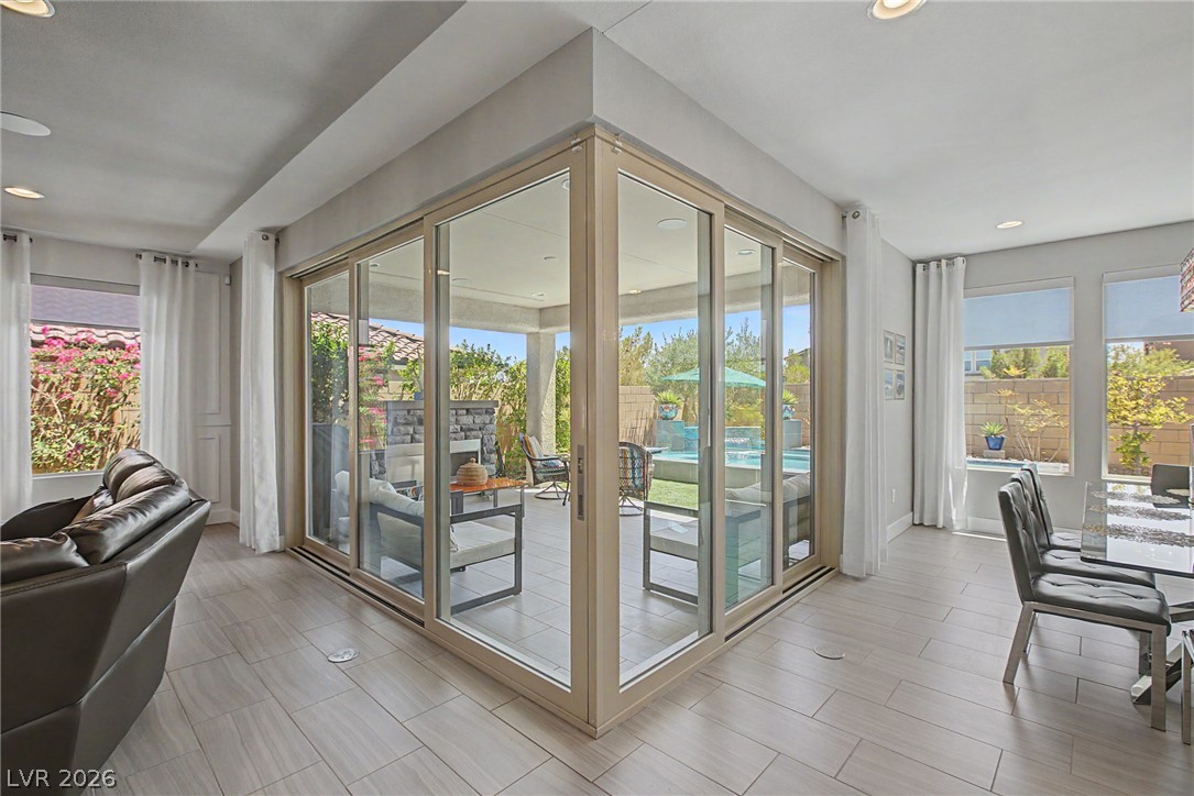 10433 Skye Paseo Avenue Las Vegas NV 89166