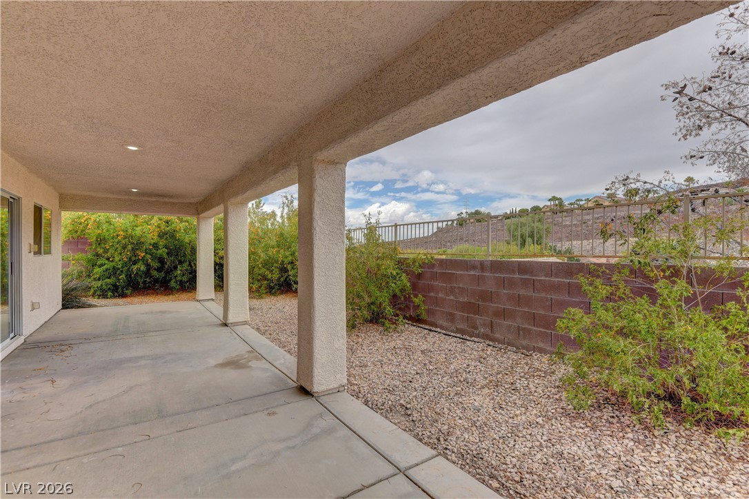 2280 Chestnut Ranch Avenue Henderson NV 89052