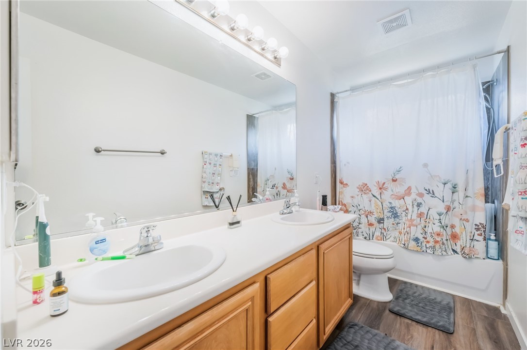 246 Lynbrook Street Henderson NV 89012