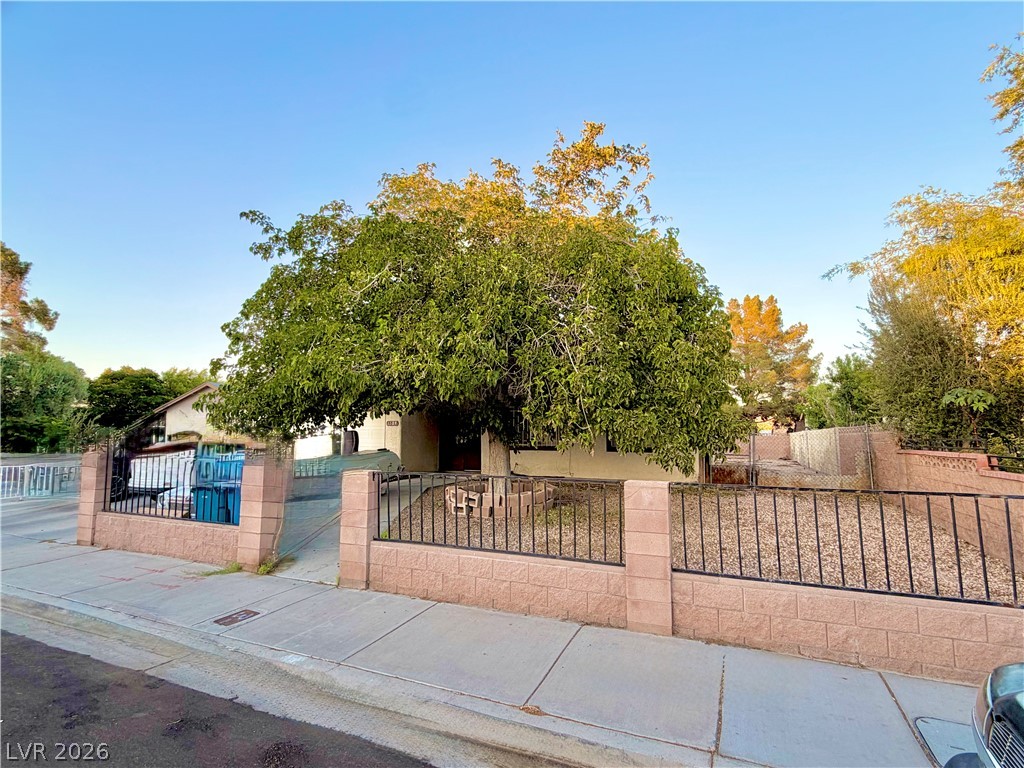 Las Vegas NV 89110