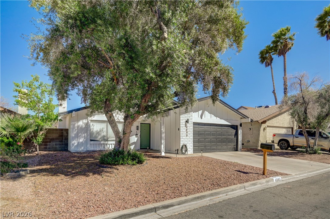 4840 Summerhill Road Las Vegas NV 89121