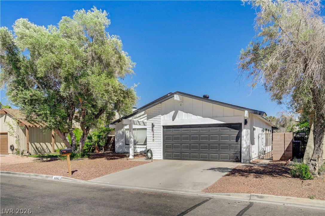 4840 Summerhill Road Las Vegas NV 89121