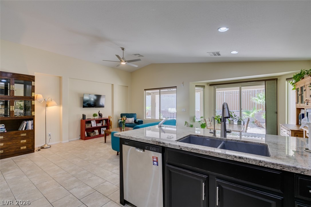 5913 Sammarra Street North Las Vegas NV 89081