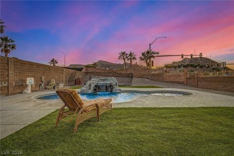1001 Amber Gate Street Henderson NV 89002