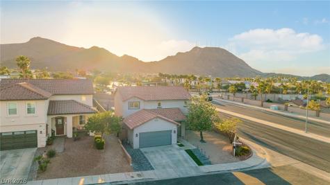1001 Amber Gate Street Henderson NV 89002