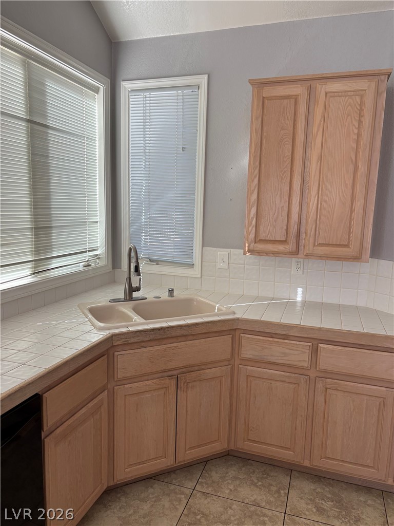 7829 Harbour Towne Avenue Las Vegas NV 89113