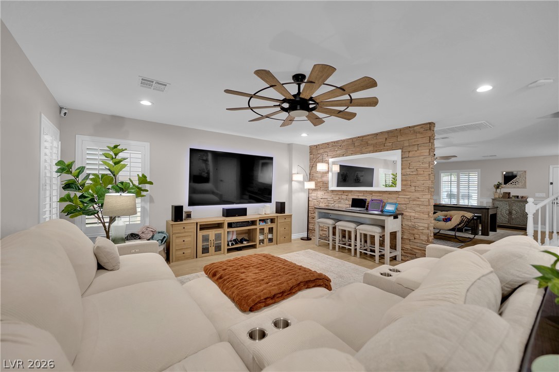 4913 Apache Valley Avenue Las Vegas NV 89131