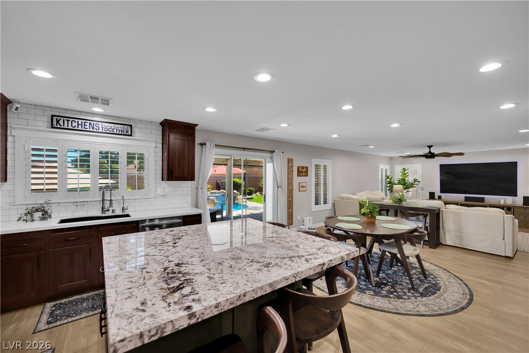 4913 Apache Valley Avenue Las Vegas NV 89131