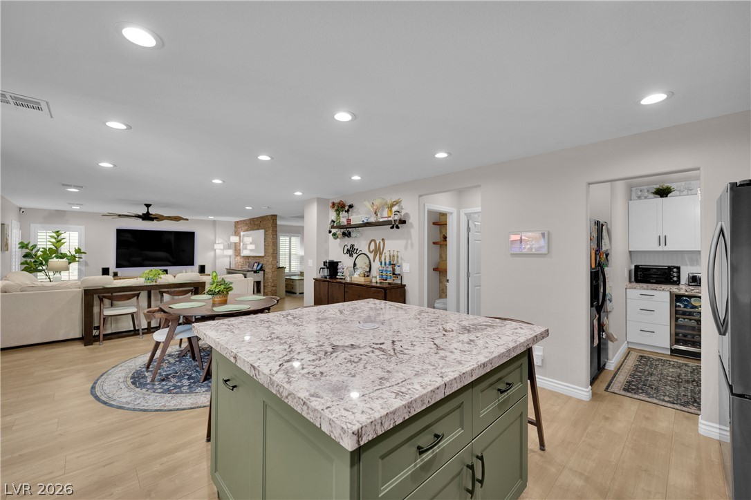 4913 Apache Valley Avenue Las Vegas NV 89131