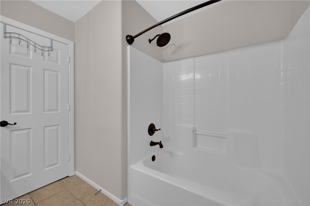4913 Apache Valley Avenue Las Vegas NV 89131