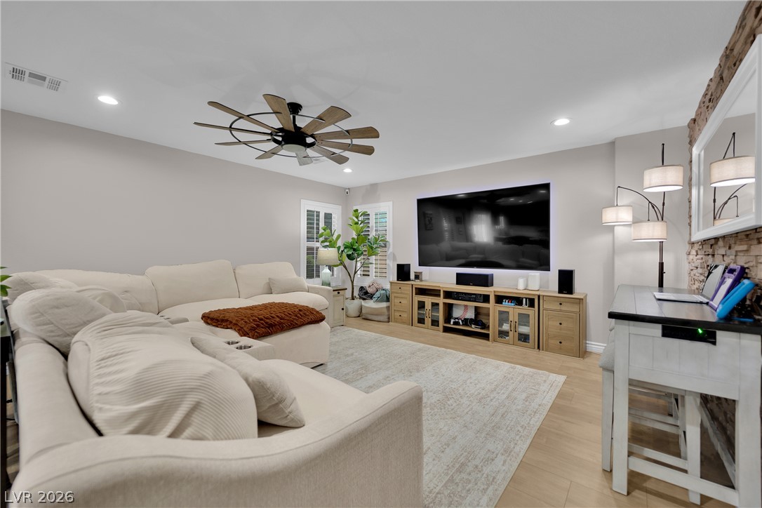 4913 Apache Valley Avenue Las Vegas NV 89131
