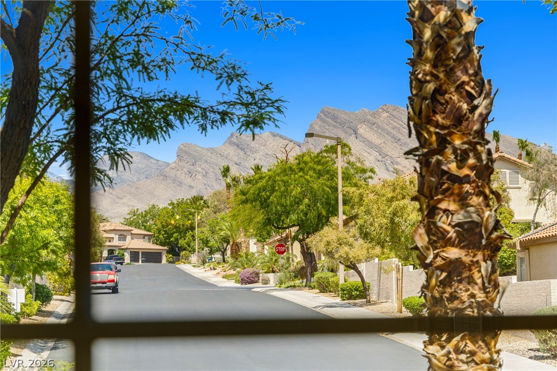 2116 Stone Croft Street Las Vegas NV 89134