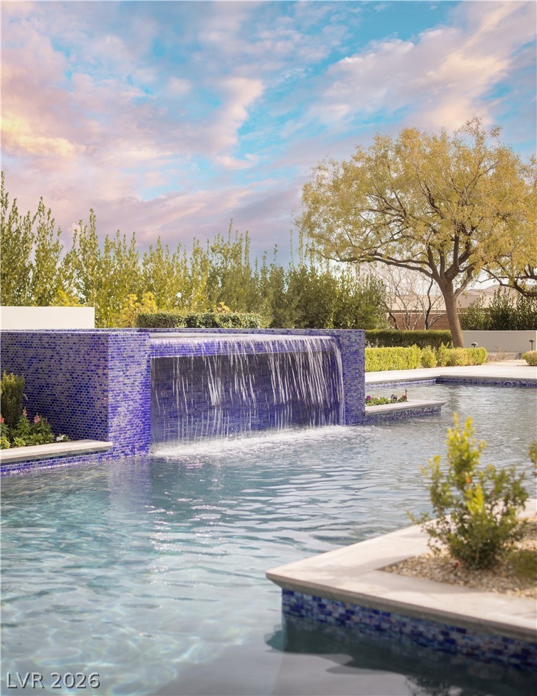 6 Bright Hollow Court Las Vegas NV 89135