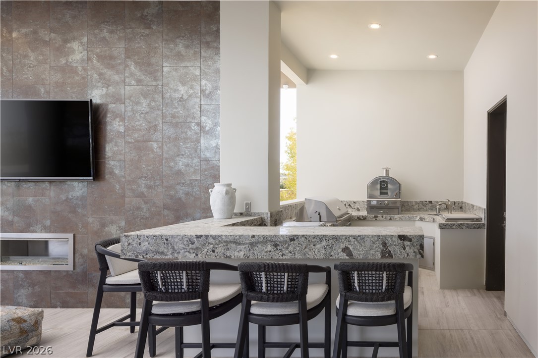 6 Bright Hollow Court Las Vegas NV 89135