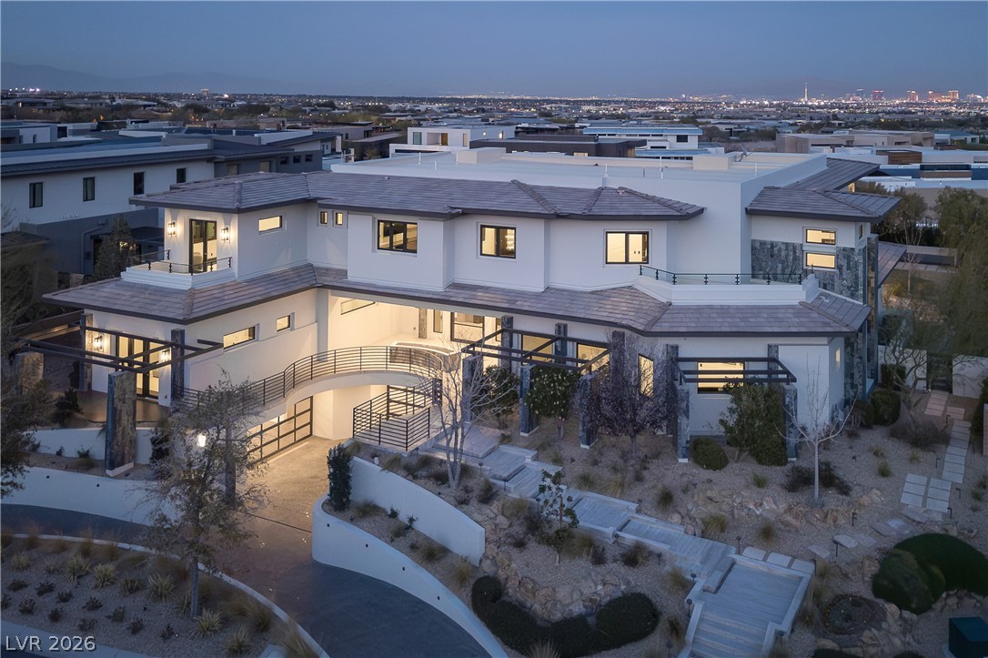6 Bright Hollow Court Las Vegas NV 89135
