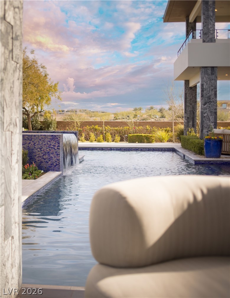 6 Bright Hollow Court Las Vegas NV 89135