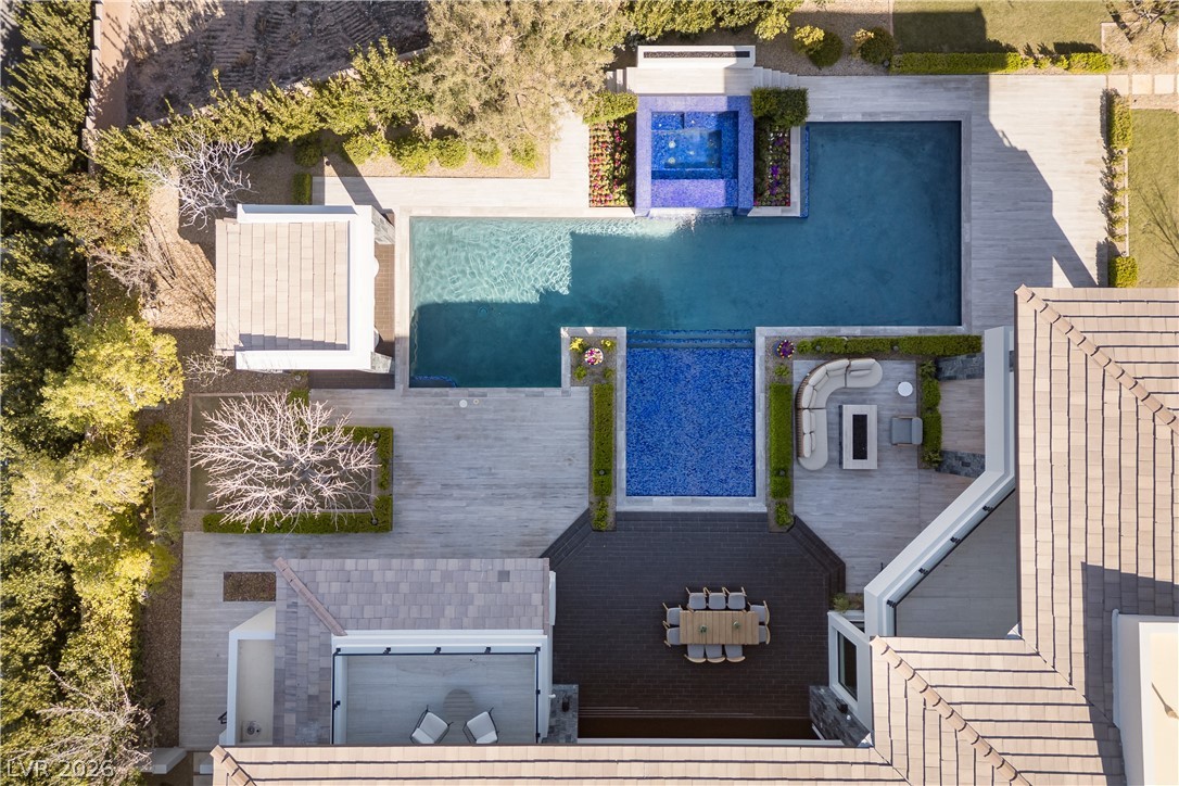 6 Bright Hollow Court Las Vegas NV 89135