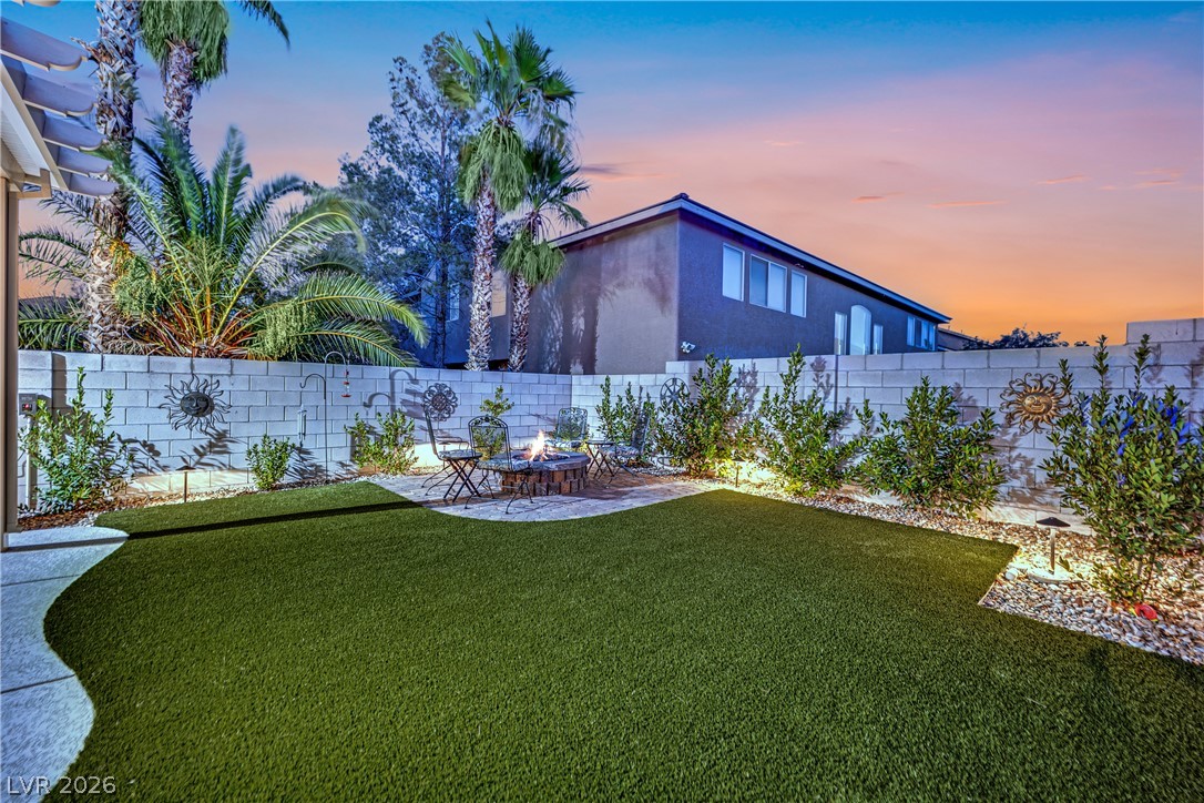 8905 Goldstone Avenue Las Vegas NV 89143