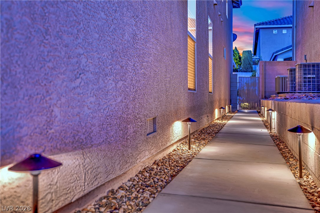 8905 Goldstone Avenue Las Vegas NV 89143