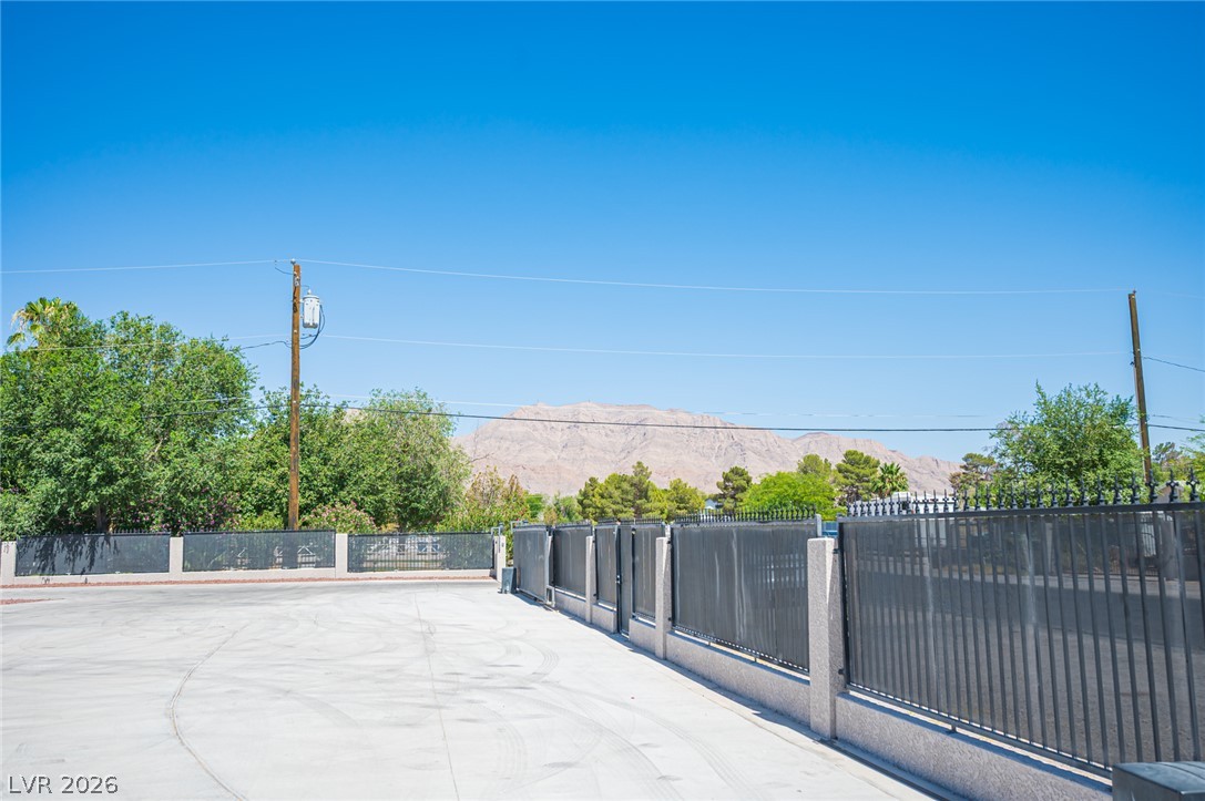 5240 East Monroe Avenue Las Vegas NV 89110