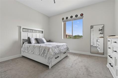 172 Wellspring Avenue Las Vegas NV 89183