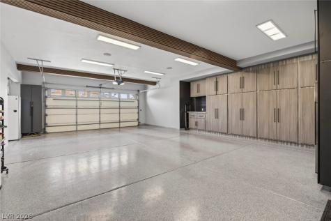 172 Wellspring Avenue Las Vegas NV 89183