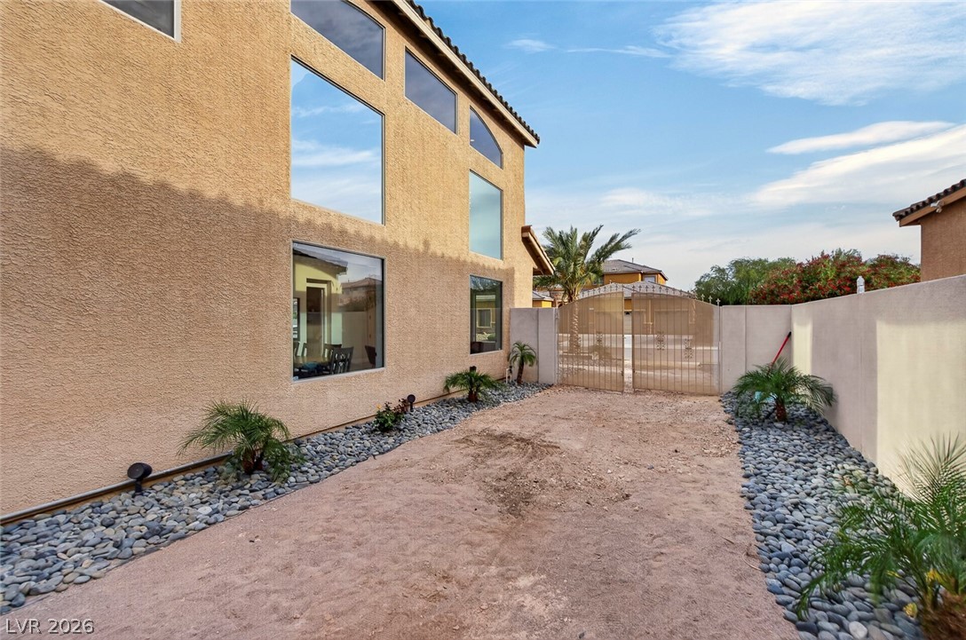 172 Wellspring Avenue Las Vegas NV 89183