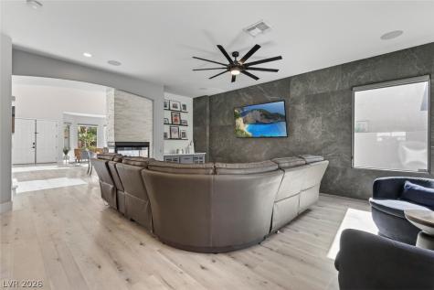 172 Wellspring Avenue Las Vegas NV 89183