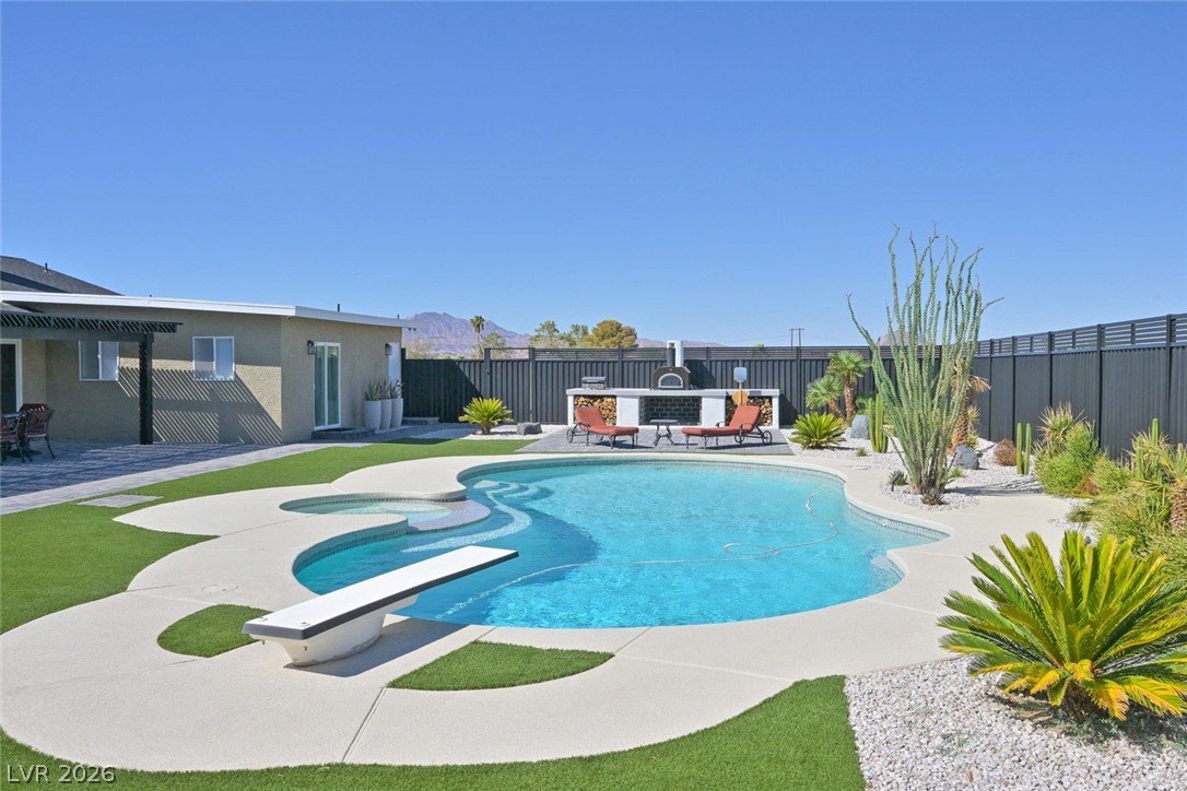 523 Emden Street Henderson NV 89015
