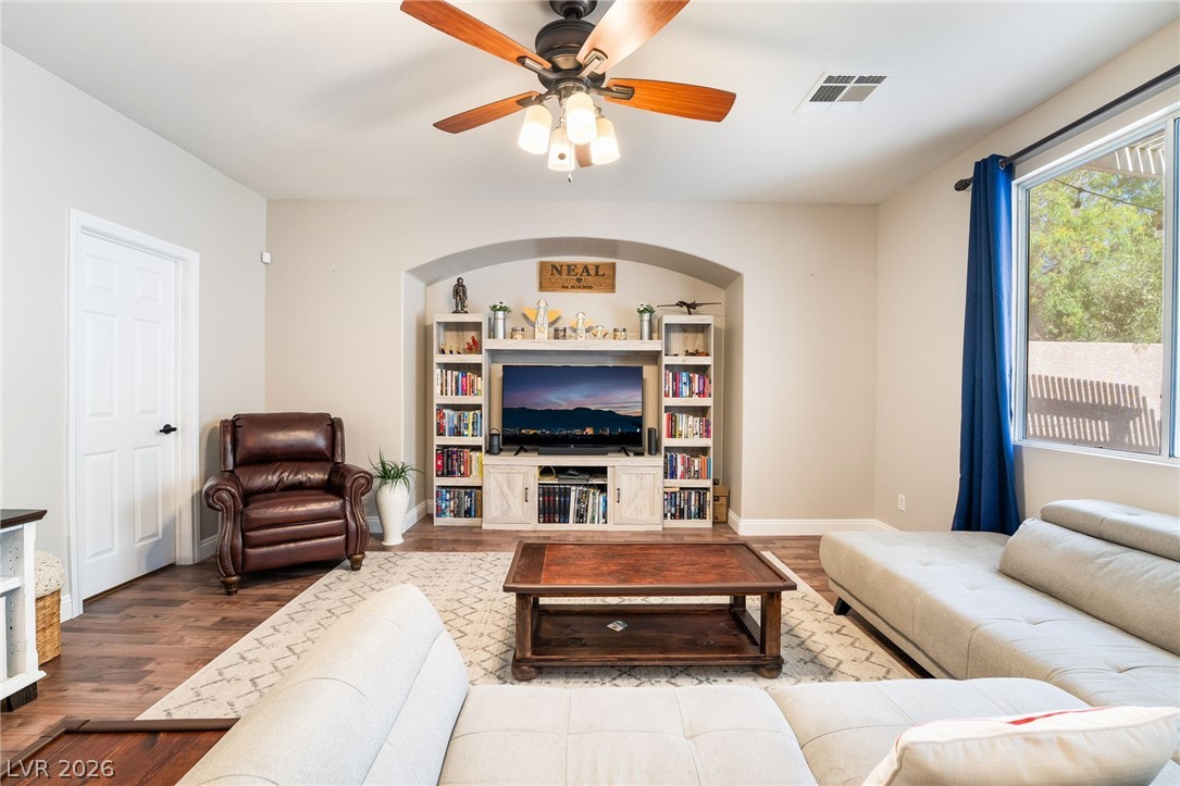 4916 Soaring Springs Avenue Las Vegas NV 89131