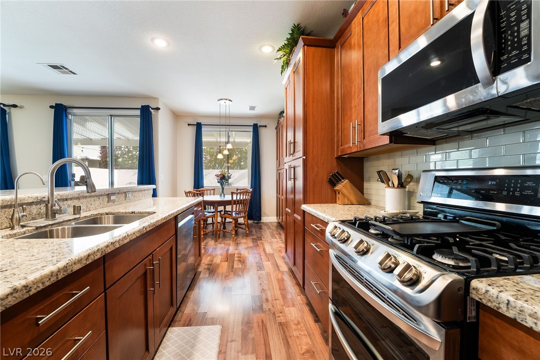 4916 Soaring Springs Avenue Las Vegas NV 89131